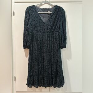 DKNY Green Burned Velvet Dress 6 Knee Length Holidays